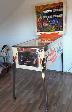 Spielautomat Flipper Pinnball